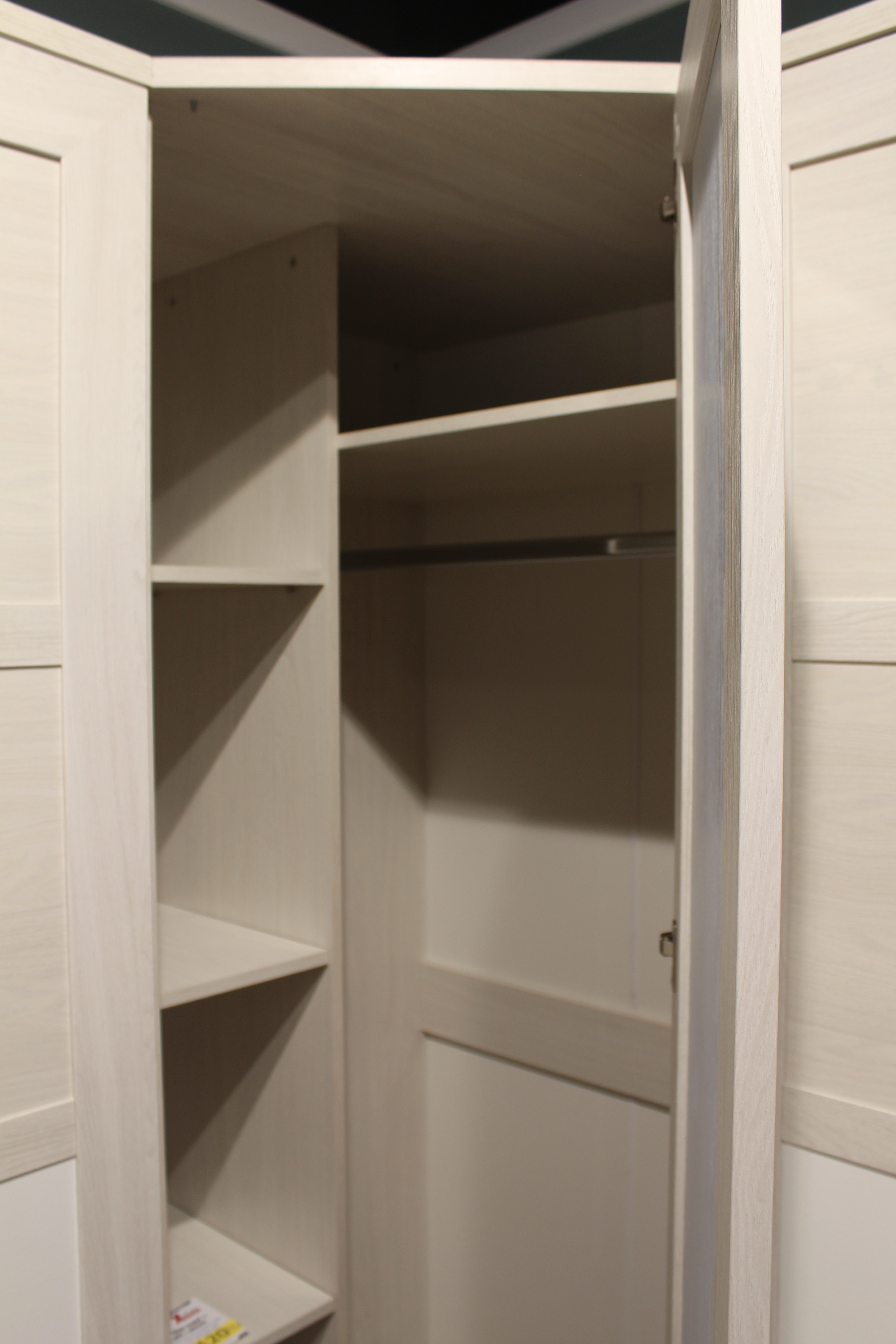 Спальня "Парма Нео" Шкаф угловой