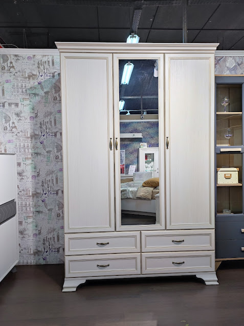 СП.0116.403.001/СП.1416.402.001/СП.1416.401.001 Шкаф распашной трехдверный с зеркалом Сиена_01.jpg СП.0116.403.001/СП.1416.402.001/СП.1416.401.001 Шкаф распашной трехдверный с зеркалом Сиена_01.jpg